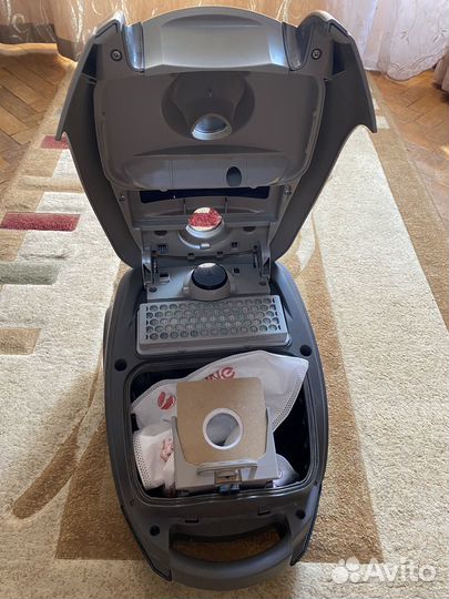 Пылесос Samsung SC61B0