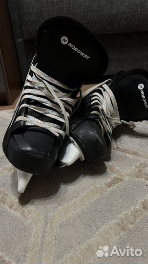 Коньки хоккейные 38 размер