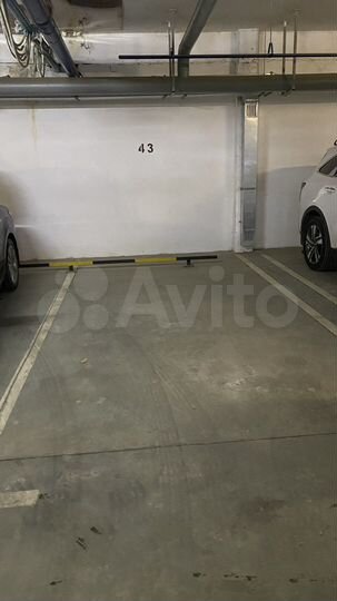 Машиноместо, 15 м²