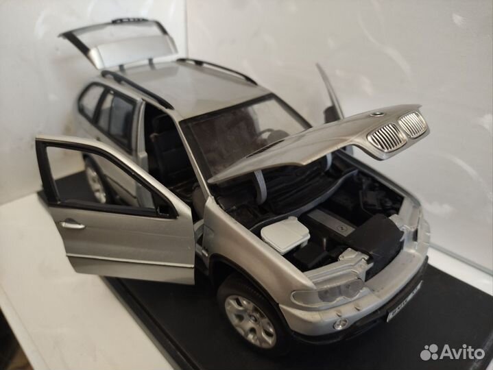 Модели автомобилей 1 24