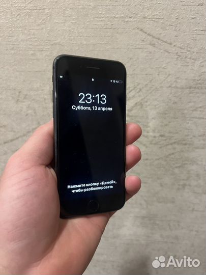 iPhone 8, 64 ГБ