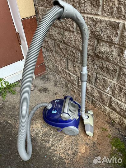 Пылесос electrolux ergospace 1800w