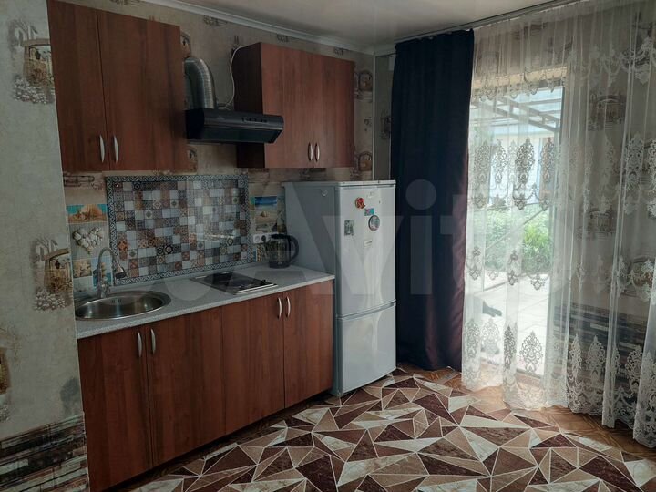 Комната 25 м² в 2-к., 1/1 эт.