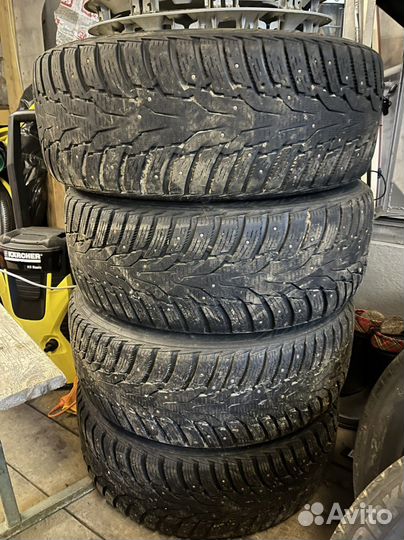 Nexen Winguard WinSpike WH62 235/55 R17