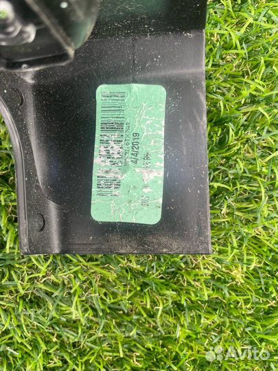 Пластик салона Jeep Wrangler JL 2019