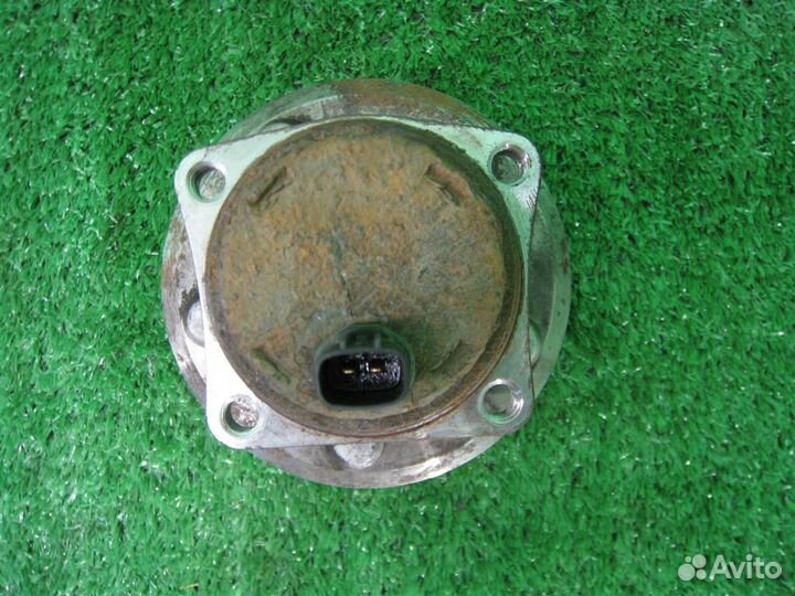 Ступица задняя Toyota Avensis T25 2003