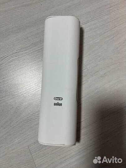 Футляр (зарядка ) для зубной щетки Oral-B