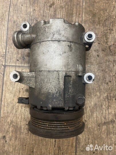 Компрессор кондиционера Ford Focus 3 3 2.0 mgda