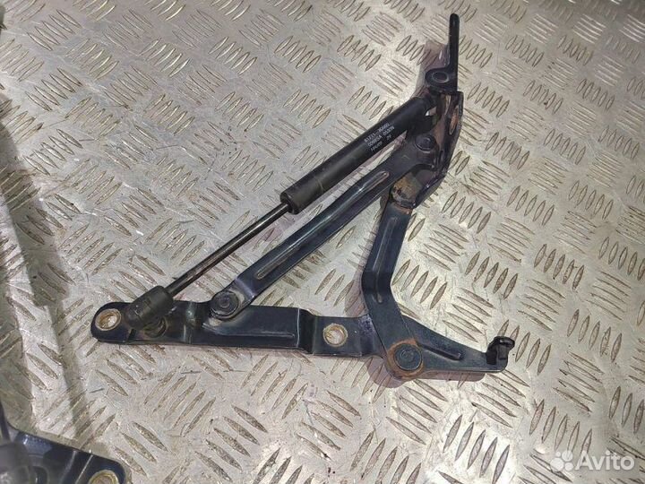 Петли багажника Hyundai Sonata 2.0