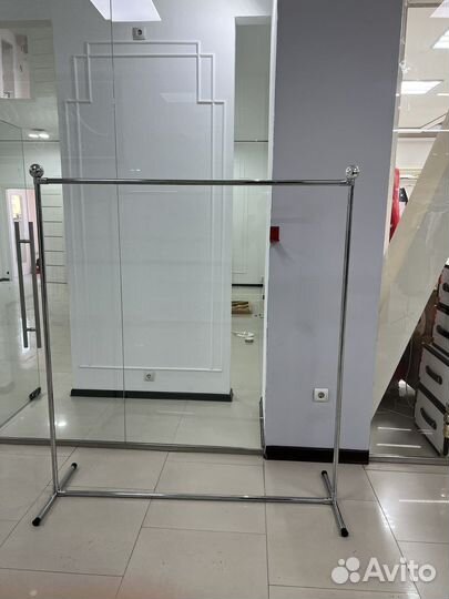 Вешалка напольная