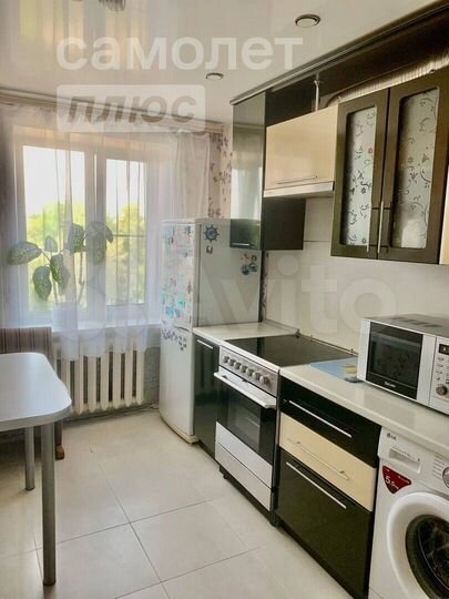 2-к. квартира, 50,2 м², 2/5 эт.