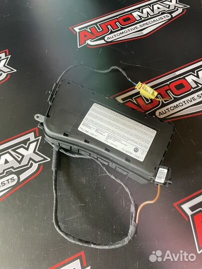 Подушка в сиденье левая Volkswagen Touareg 7L