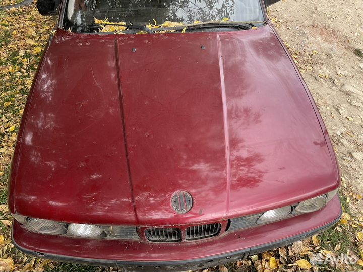 Капот BMW E34