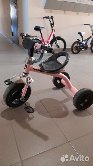Детский трехколесный велосипед бу