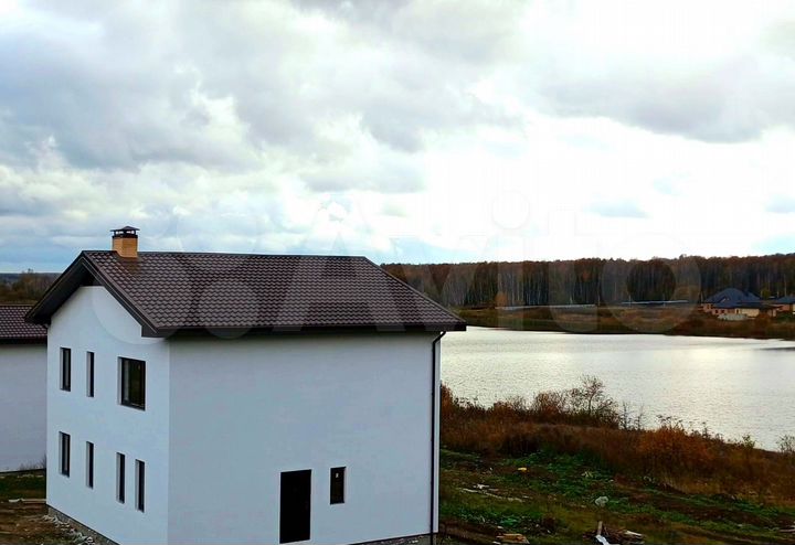 Дом 180 м² на участке 10 сот.