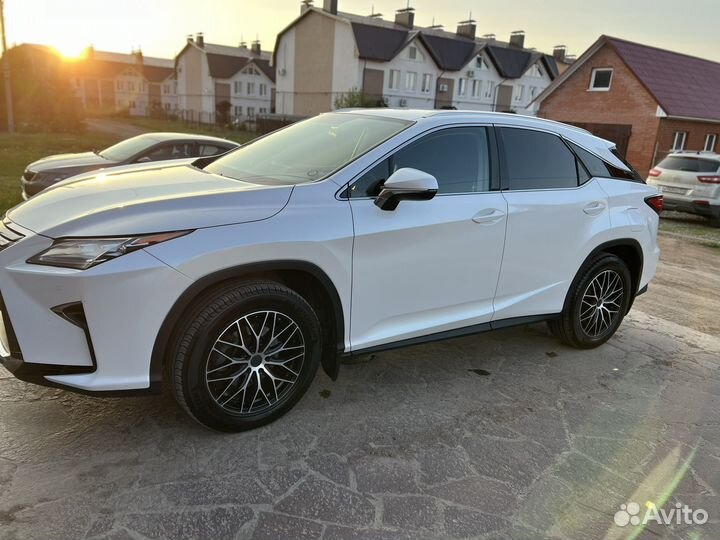 Lexus RX 2.0 AT, 2017, 170 000 км