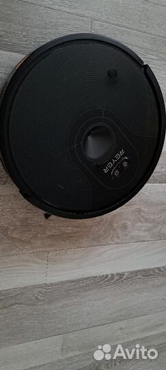 Робот пылесос