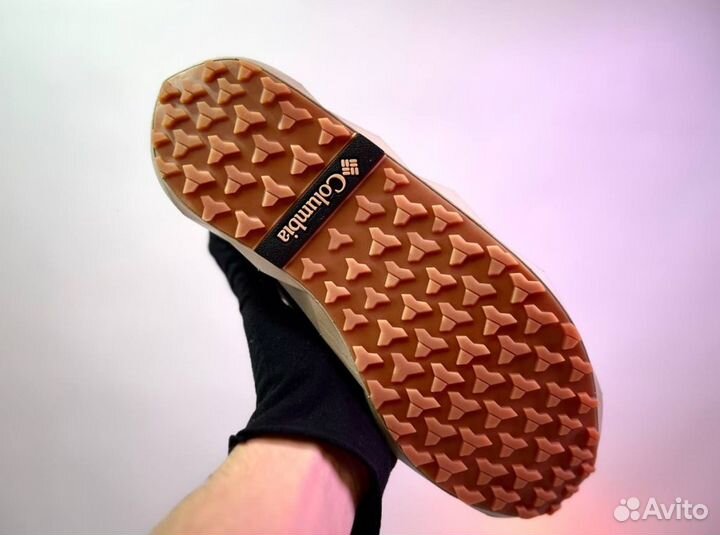 Кроссовки Columbia эргономичные