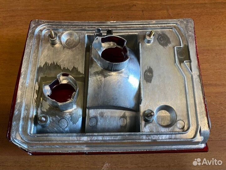 Фонарь задний левый Audi 80 B3 1986 - 1991