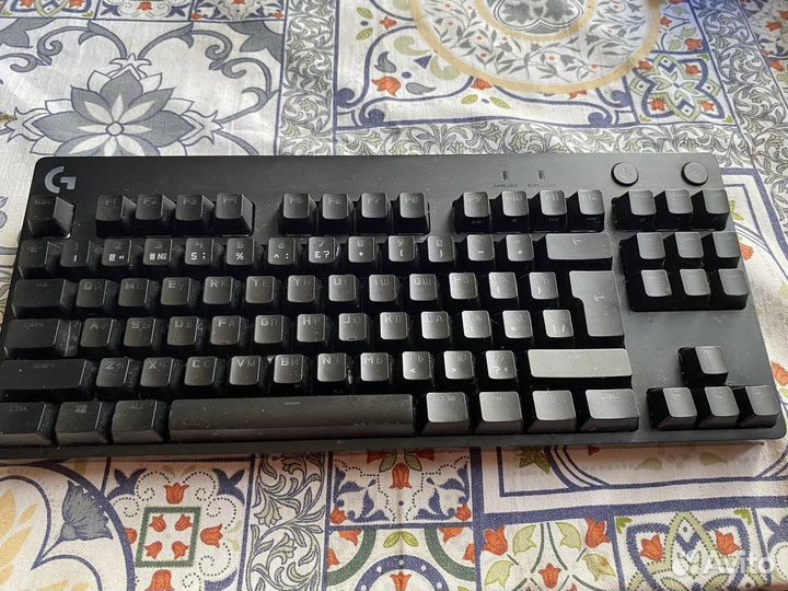 Игровая клавиатура logitech g pro