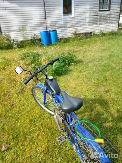 Велосипед с бензиновым мотором