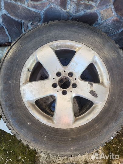 Nokian Tyres Hakkapeliitta Sport Utility 275/60 R17