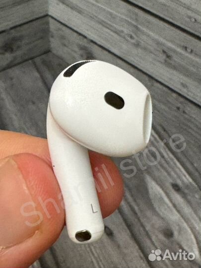 Airpods 4 с шумоподавлением