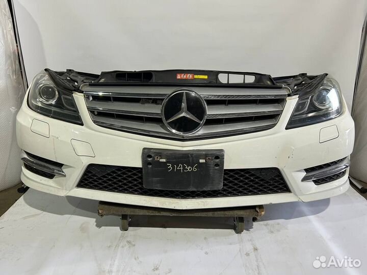 Ноускат передняя часть Mercedes W204 AMG Белый