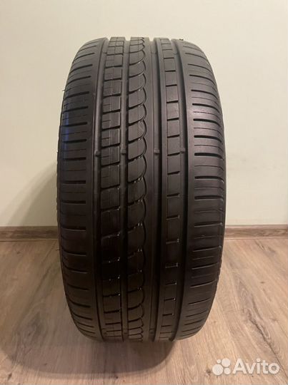 Pirelli P Zero Rosso 255/45 R18 99Y
