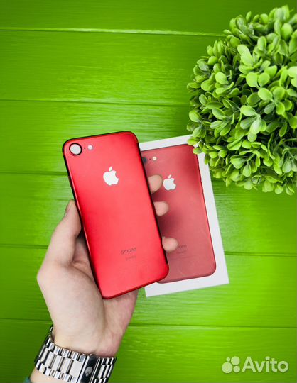 iPhone 7 128gb product red