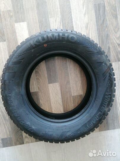 Kumho WinterCraft Ice WI31 175/70 R14 84T