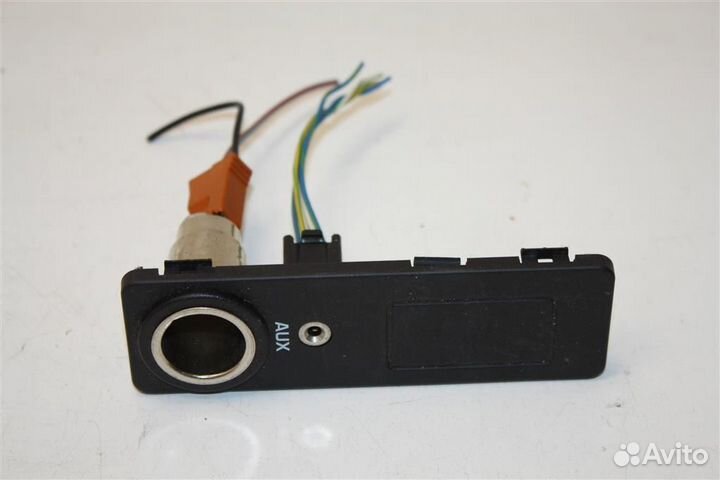 Разем USB и AUX Jaguar XF X250 2007-2011