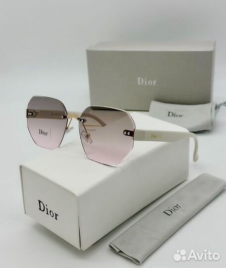 Солнцезащитные очки dior