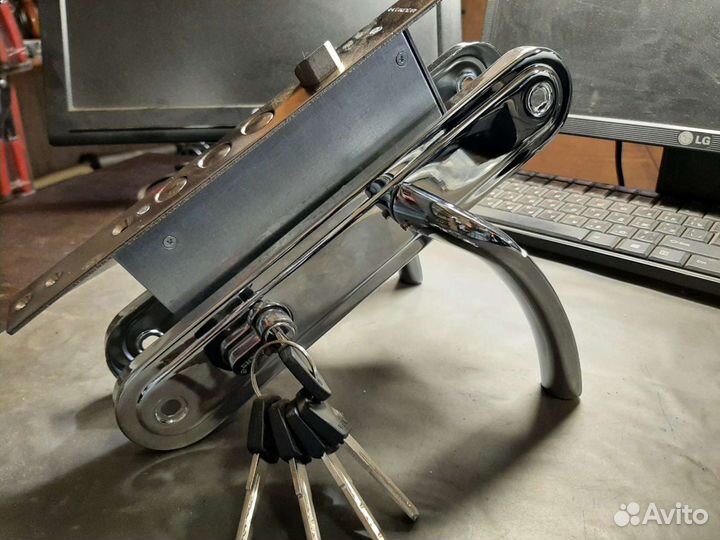 Замки врезные и накладные для дверей и гаражей