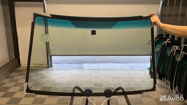 Лобовое стекло Форд Маверик Эскейп / Мазда Трибут