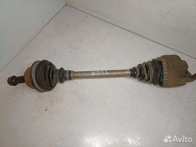 Левый привод Volkswagen Passat B3