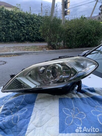 Фара левая Honda Edix/FR-V BE1 D17A 2005