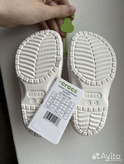 Новые сандалии Crocs c10 размер 27