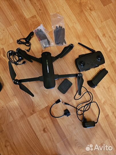 Квадрокоптер (дрон) Hubsan Zino Pro