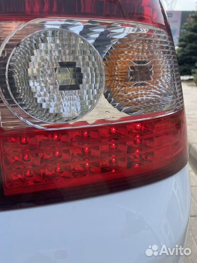 Правый задний фонарь приора