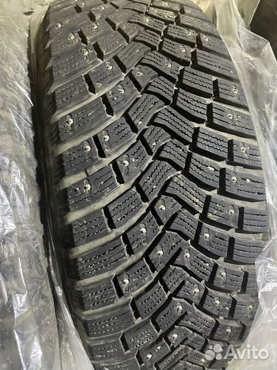 Continental IceContact 3 235/60 R18