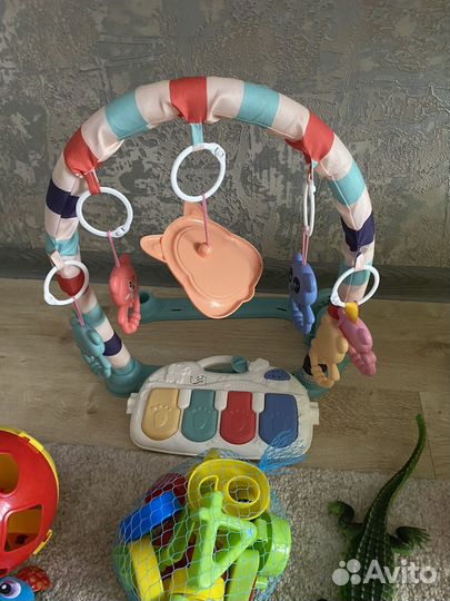 Игрушки пакетом от 0