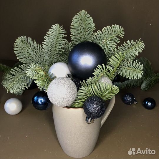 Праздничный декор, новогодняя композиция