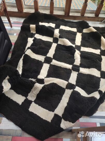 Ковёр натуральный из овечьих шкурок