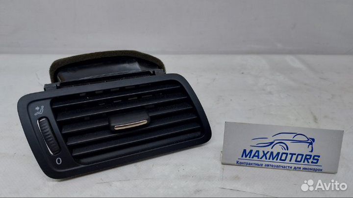 Дефлектор правый Volkswagen Passat B6 2.0 2008