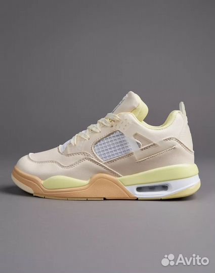 Кроссовки зимние женские