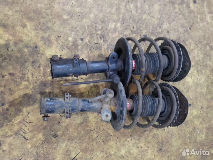 Амортизаторы Додж караван Вояджер 01-07г