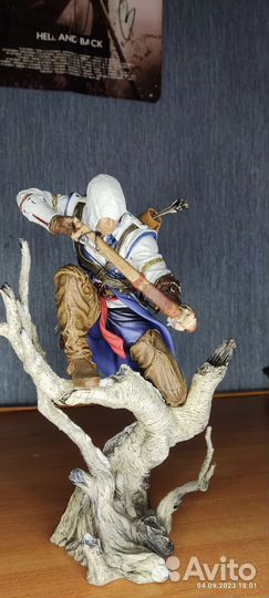 Коллекционная фигурка