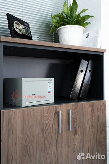 Сейф металлический