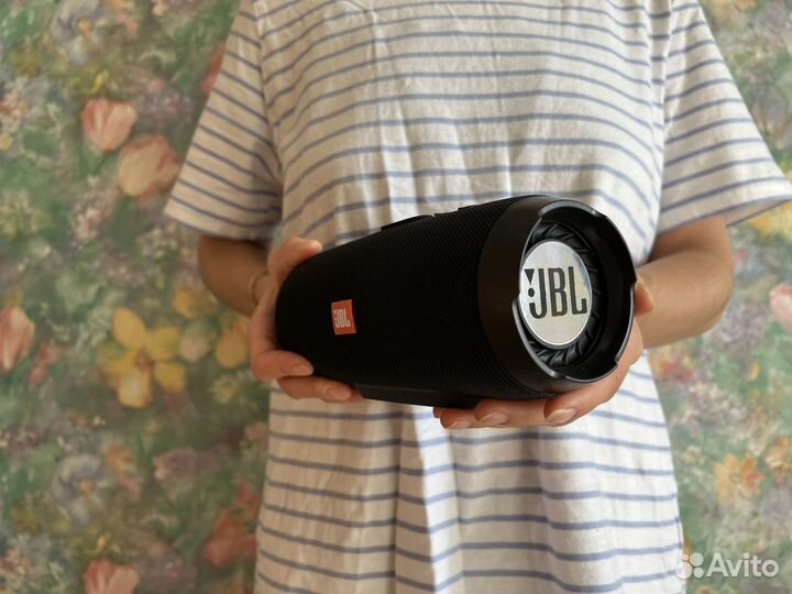 Блютуз колонка JBL Charge 3